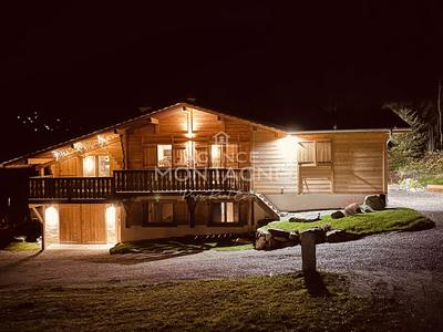 Châlet - 127 m² - 7 pièces