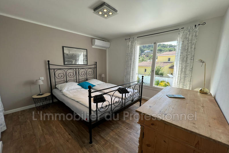 Maison - 175 m² - 6 pièces