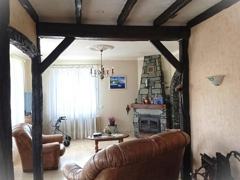 Maison - 104 m² - 4 pièces