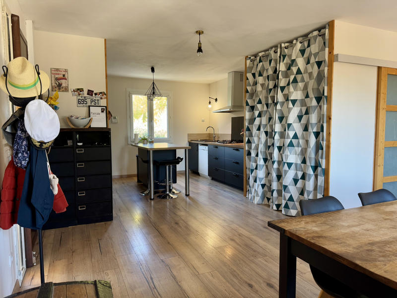 Maison - 180 m² - 6 pièces