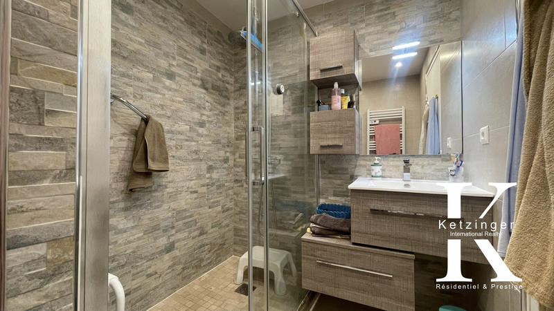 Appartement - 82 m² - 4 pièces