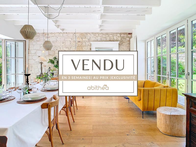 Maison - 250 m² - 8 pièces