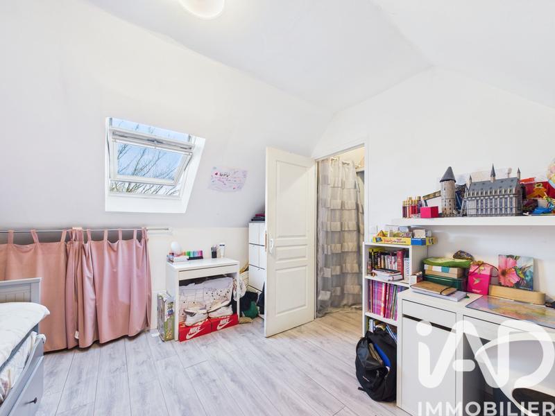 Maison - 96 m² - 5 pièces