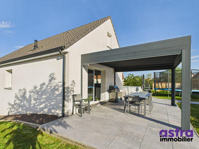 Maison - 108 m² - 6 pièces