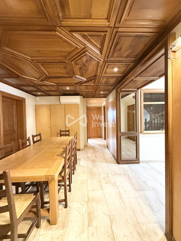 Bureau - 224 m² - 11 pièces