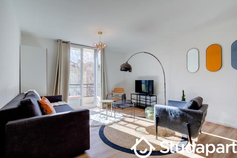 Chambre - 10 m² - 1 pièce