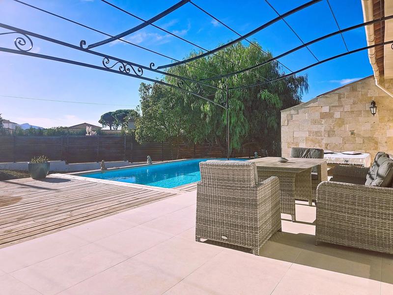 Maison - 158 m² - 6 pièces