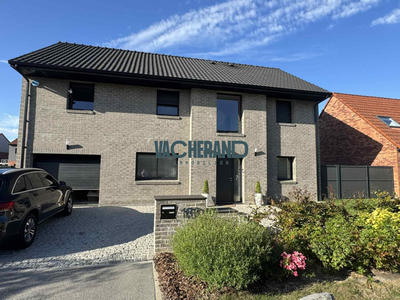 Maison - 145 m² - 7 pièces