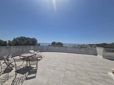 Appartement - 67 m² - 2 pièces