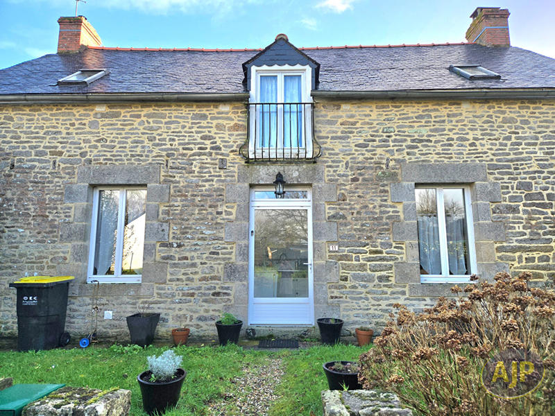 Maison - 105 m² - 6 pièces