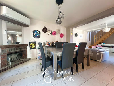 Maison - 135 m² - 5 pièces