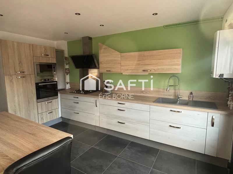 Maison - 96 m² - 6 pièces