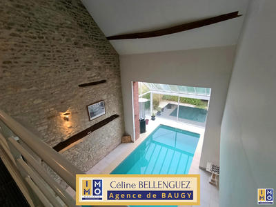 Maison - 238 m² - 8 pièces