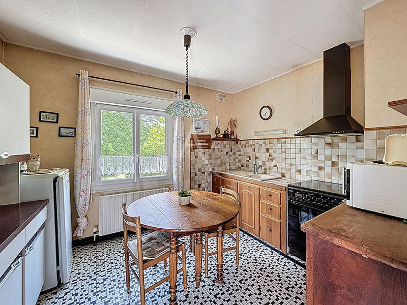 Maison - 90 m² - 7 pièces