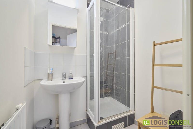 Appartement - 99 m² - 5 pièces