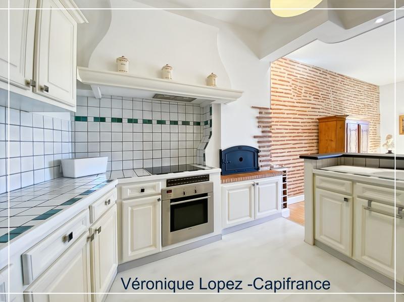 Appartement - 145 m² - 6 pièces