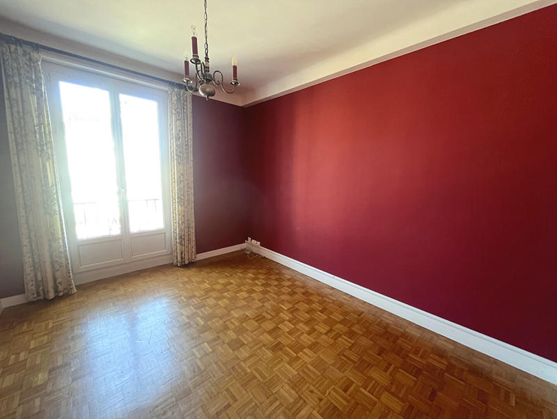 Appartement - 103 m² - 5 pièces