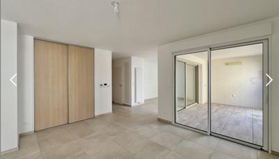 Appartement - 83 m² - 3 pièces