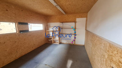 Local d'activités - 170 m²