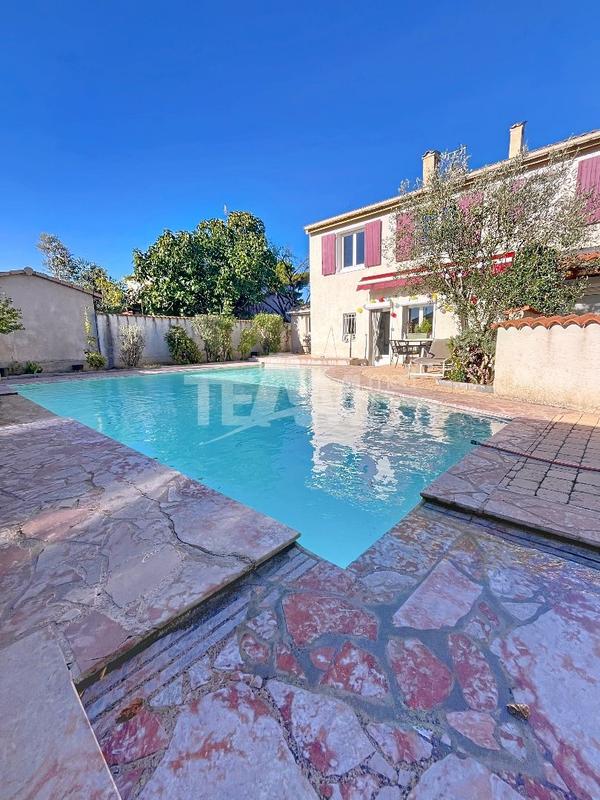 Villa - 139 m² - 6 pièces