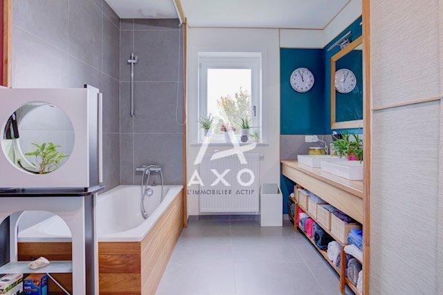 Maison - 175 m² - 6 pièces