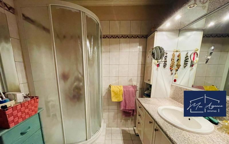 Appartement - 100 m² - 3 pièces