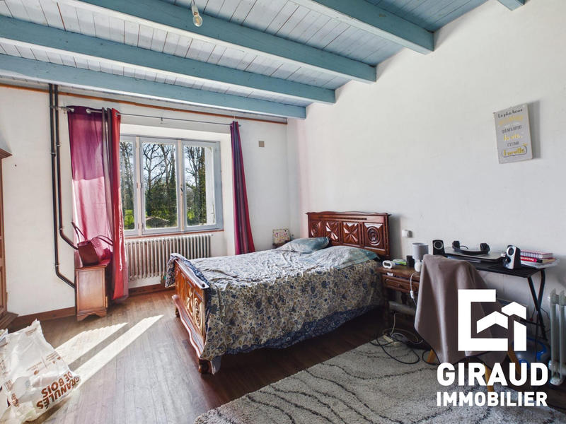 Maison ancienne - 213 m² - 9 pièces