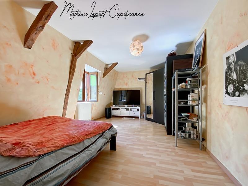 Maison - 270 m² - 9 pièces