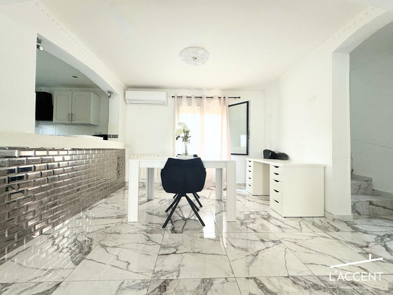 Maison - 183 m² - 6 pièces