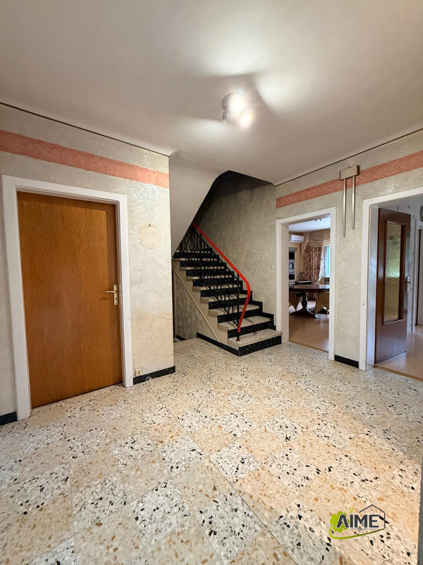 Maison - 120 m² - 5 pièces