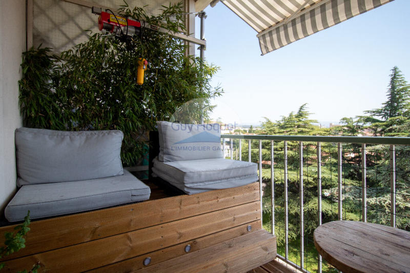 Appartement - 75 m² - 3 pièces