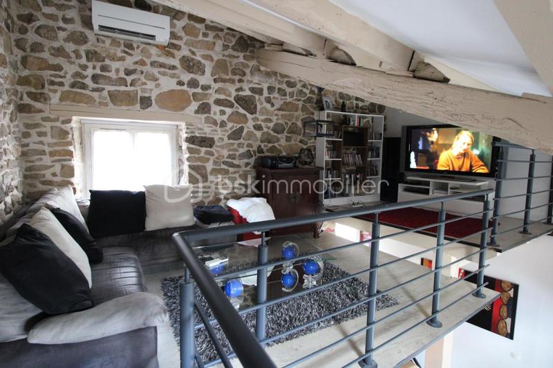 Demeure - 300 m² - 14 pièces