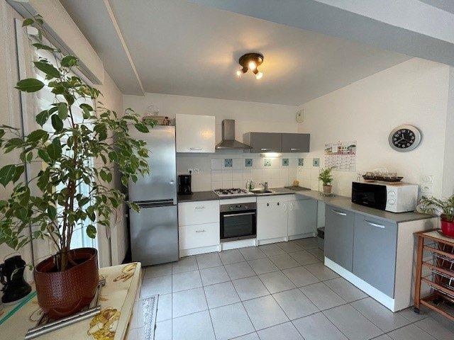 Appartement - 82 m² - 4 pièces