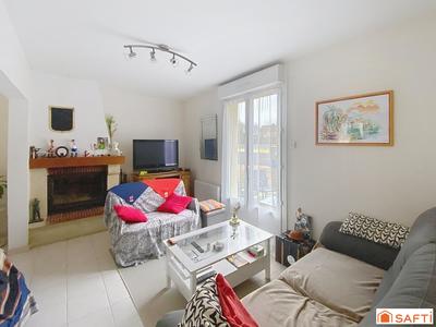 Maison - 93 m² - 6 pièces