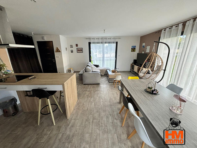 Maison - 98 m² - 4 pièces