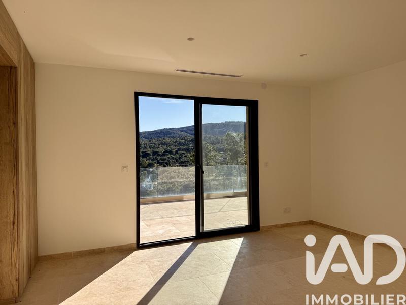 Maison de maîtres - 250 m² - 5 pièces