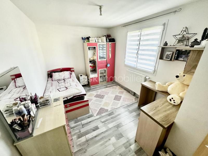 Maison traditionnelle - 120 m² - 6 pièces