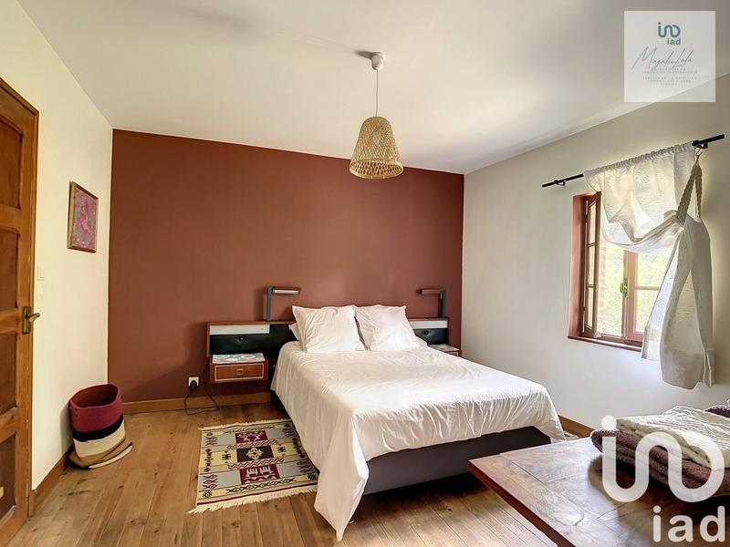 Maison - 200 m² - 10 pièces