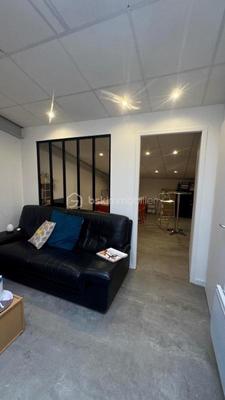 Bureau - 80 m² - 3 pièces