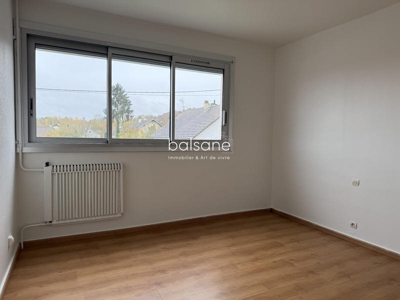 Appartement - 81 m² - 4 pièces