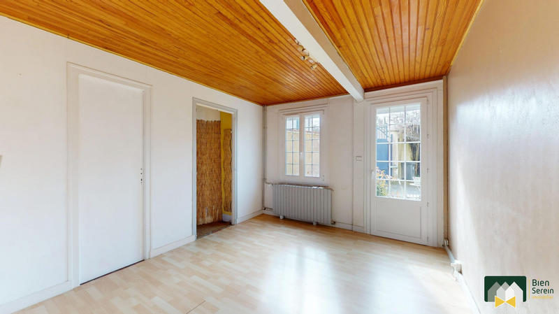 Maison - 180 m² - 6 pièces