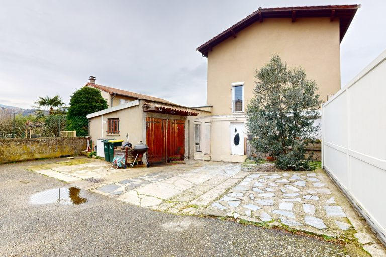 Maison - 135 m² - 6 pièces