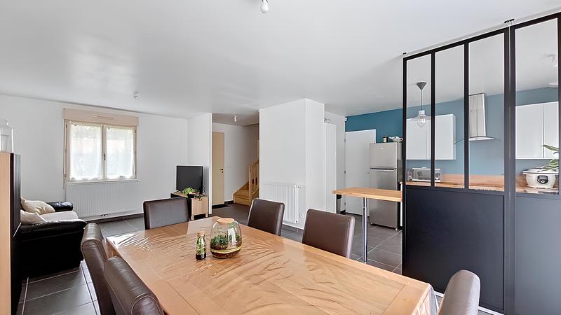 Maison - 100 m² - 5 pièces