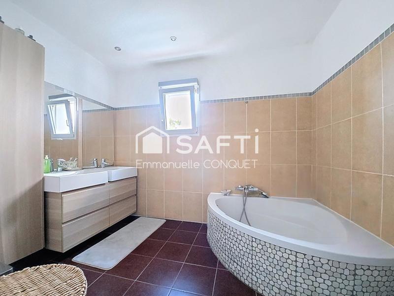 Maison - 130 m² - 5 pièces