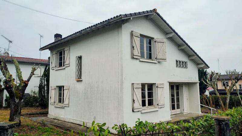 Maison - 117 m² - 9 pièces