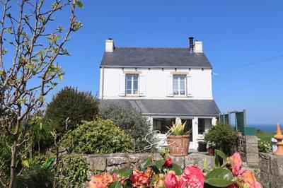 Maison - 114 m² - 7 pièces