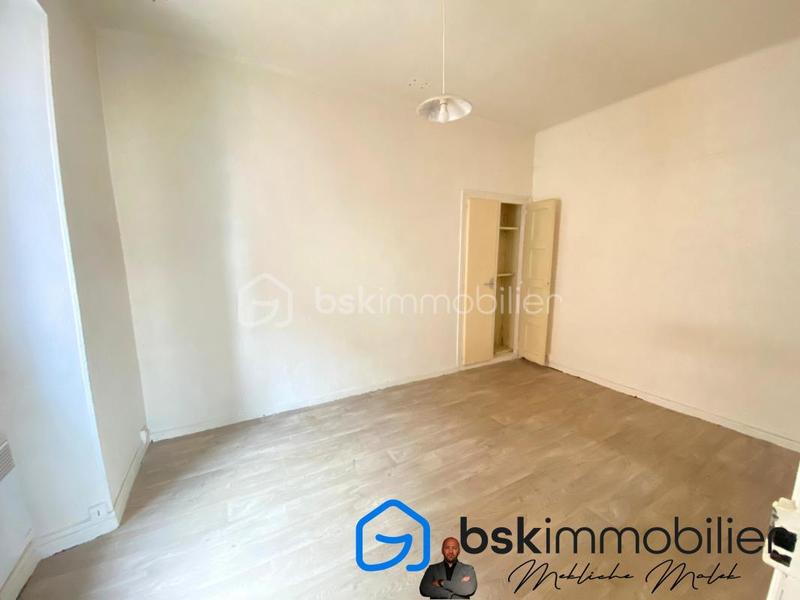 Immeuble - 187 m² - 11 pièces