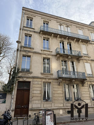 Appartement - 133 m² - 4 pièces