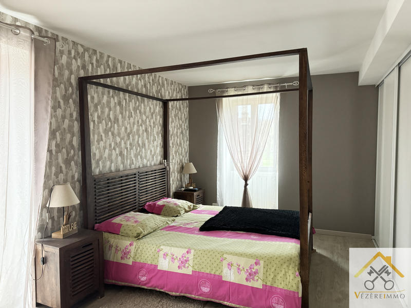 Maison - 178 m² - 6 pièces