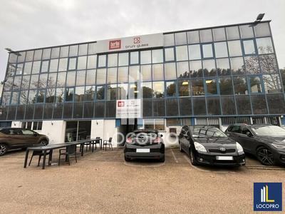 Local d'activité / Entrepôt - 4 600 m²